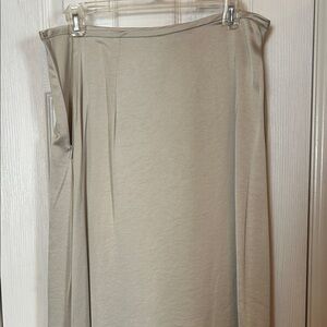 MNG Midi Skirt - Silk Smooth A-Line